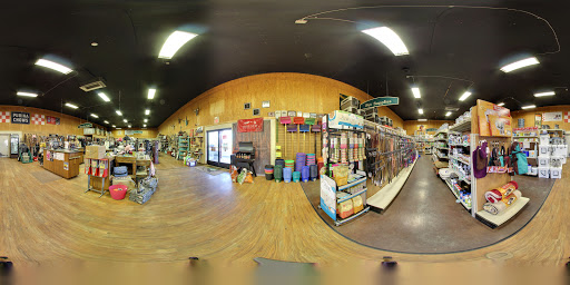 Pet Supply Store «Horse N Hound Feed N Supply», reviews and photos, 991 W Amador Ave, Las Cruces, NM 88005, USA