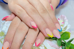 Bright Nails