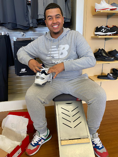 Shoe Store «New Balance Westchester», reviews and photos, 350 Tarrytown Rd, White Plains, NY 10607, USA