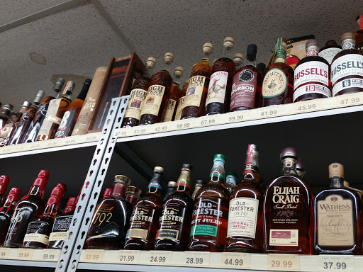 Liquor Store «Main Street Liquor», reviews and photos, 243 E 14 Mile Rd, Clawson, MI 48017, USA