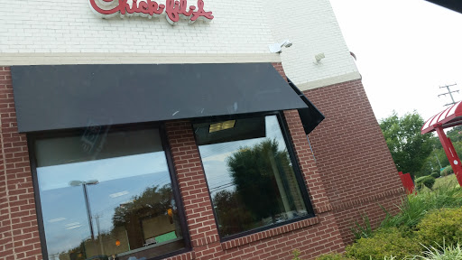 Fast Food Restaurant «Chick-fil-A», reviews and photos, 7125 Forest Hill Ave, Richmond, VA 23225, USA