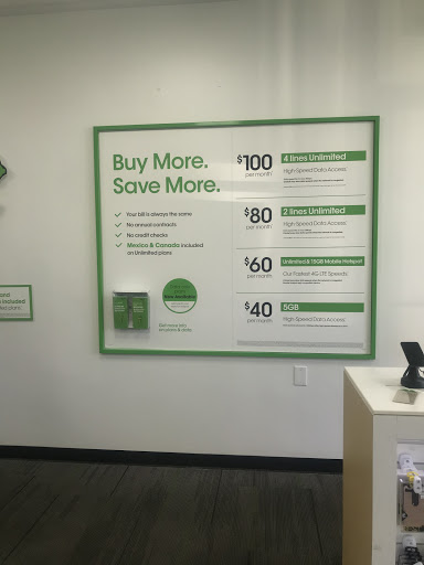 Cell Phone Store «Cricket Wireless Authorized Retailer», reviews and photos, 2274 S Kirkman Rd, Orlando, FL 32811, USA