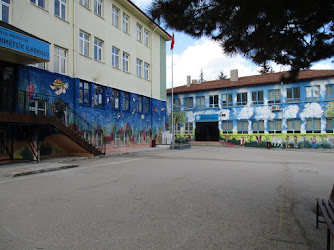Mehmetçik İlkokulu