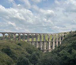 ARCOS DEL SITIO y Elevaciones y Vuelos en Globo photo