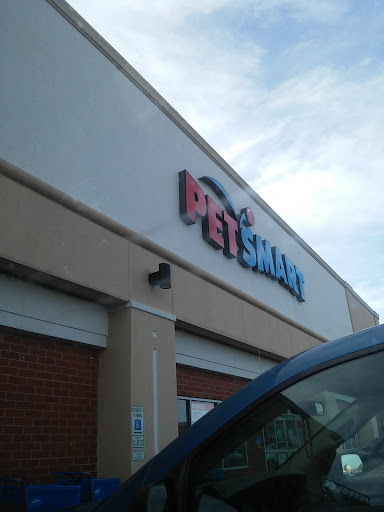 Pet Supply Store «PetSmart», reviews and photos, 42 Southgate Square, Colonial Heights, VA 23834, USA