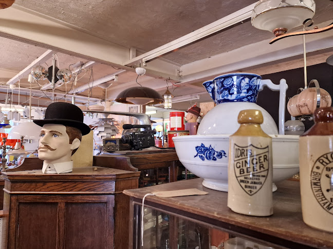 Reviews of Jacobs Antique Centre in Cardiff - Shop