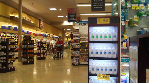 Grocery Store «Safeway», reviews and photos, 4515 SE Woodstock Blvd, Portland, OR 97206, USA