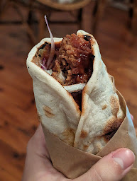 Photo n°9 de NBK Naanerie Cheese Naan Grenoble à Grenoble ()