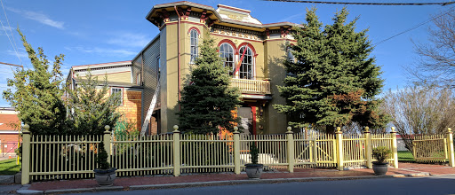 Shopping Mall «Tannery Shopping Center», reviews and photos, 50 Water St, Newburyport, MA 01950, USA