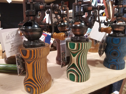 Shopping Mall «West End Garage, Cape May», reviews and photos, 484 W Perry St, Cape May, NJ 08204, USA