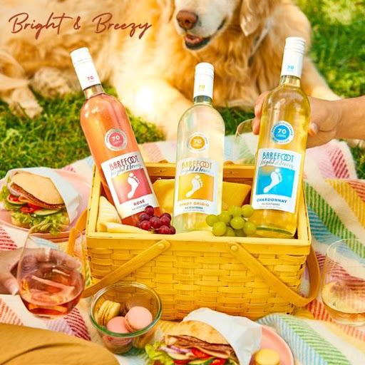 Liquor Store «Whitehouse Liquor & Wine», reviews and photos, 650 Hylan Dr, Rochester, NY 14623, USA