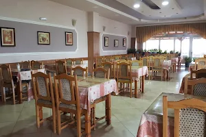 Restaurant Atmir image