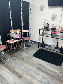 Royalty Luxe Beauty Bar - Photo 9 - Car repair in San Bernardino, CA, San Bernardino