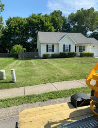 Hometown Lawn and Paint - Photo 8 - Car repair in , Clarksville