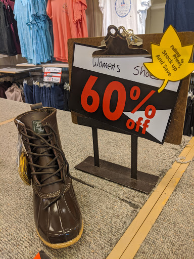 Outlet Mall «The Outlet Shoppes At Fremont», reviews and photos, 6245 N Old 27, Fremont, IN 46737, USA