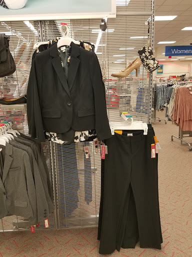 Department Store «Target», reviews and photos, 21615 S Diamond Lake Rd, Rogers, MN 55374, USA