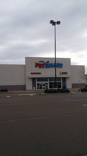 Pet Supply Store «PetSmart», reviews and photos, 290 Town Center Pkwy, Slidell, LA 70458, USA