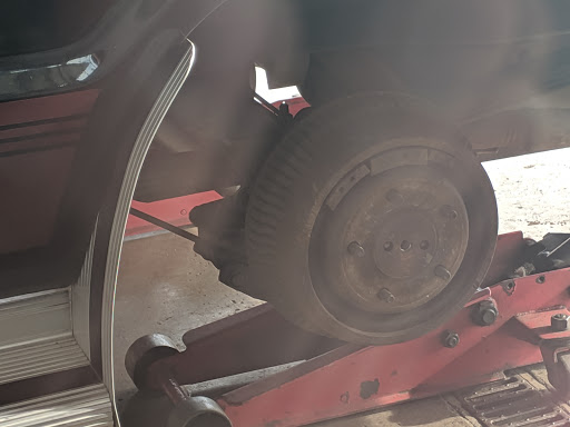 Tire Shop «Discount Tire Store - Algonquin, IL», reviews and photos, 2341 W Algonquin Rd, Algonquin, IL 60102, USA