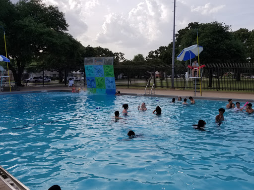 Pleasant Oaks Swimming Pool