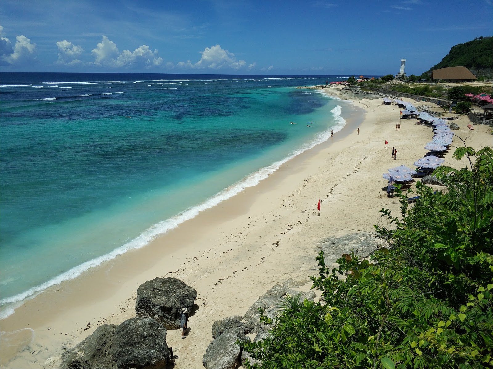 Foto von Pandawa Beach mit geräumiger strand