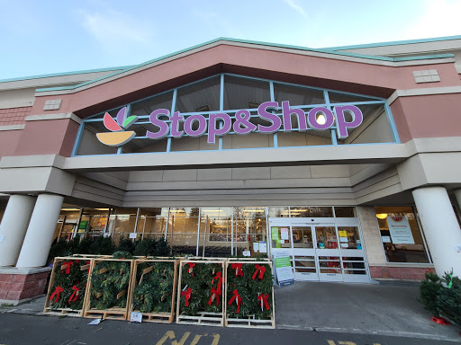 Grocery Store «Stop & Shop», reviews and photos, 400 Demarest Ave, Closter, NJ 07624, USA