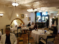Atmosphère du Restaurant gastronomique Le Figuier De Saint Esprit à Antibes - n°7