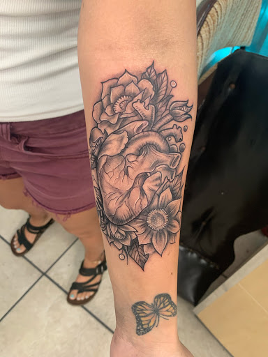 Tattoo Shop «Generation X Tattoo and Body Piercing Studio», reviews and photos, 2010 S Atlantic Ave, Daytona Beach, FL 32118, USA