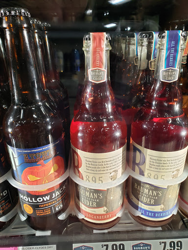 Liquor Store «Woodburn Liquor», reviews and photos, 1519 N Pacific Hwy, Woodburn, OR 97071, USA