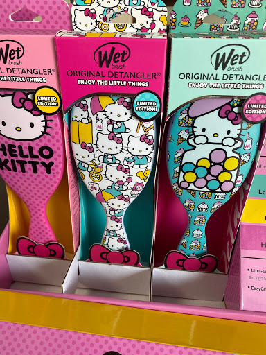 Beauty Supply Store «Kut N Beauty», reviews and photos, 2050 W Whittier Blvd, La Habra, CA 90631, USA