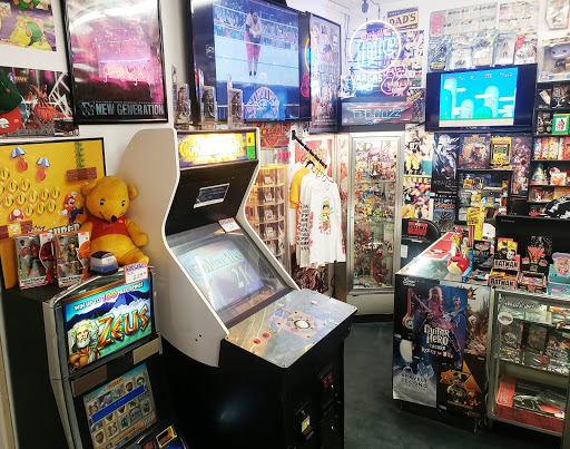 Collectibles Store «Makes Cents Variety Store», reviews and photos, 5027 W Howard Ave, Milwaukee, WI 53220, USA