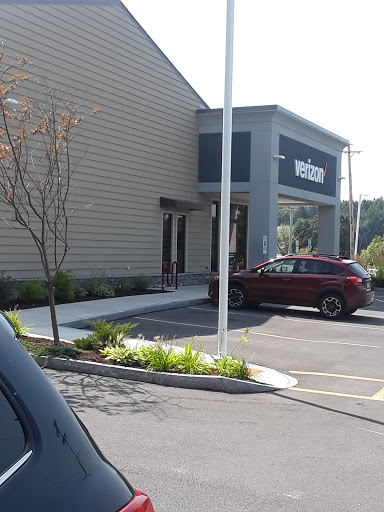 Cell Phone Store «Verizon Authorized Retailer – Cellular Sales», reviews and photos, 125 W Genesee St, Fayetteville, NY 13066, USA