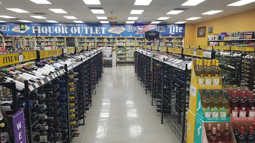 Liquor Store «Liquor Outlet», reviews and photos, 4410 W Craig Rd, North Las Vegas, NV 89032, USA