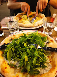 Pizza du Restaurant italien Il Cottage à Paris - n°8