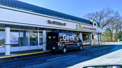 Shipping and Mailing Service «The UPS Store», reviews and photos, 10 Main St, Woodbridge, NJ 07095, USA