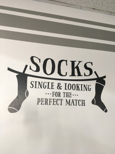 Laundromat «Fluff and Fold Lavanderia», reviews and photos, 5042 Warner Ave, Huntington Beach, CA 92649, USA