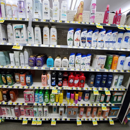 Home Goods Store «Dollar General», reviews and photos, 176 E Grant Ave, Winters, CA 95694, USA