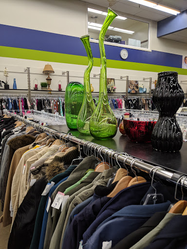 Thrift Store «Goodwill», reviews and photos, 3210 NE Sunset Blvd, Renton, WA 98056, USA