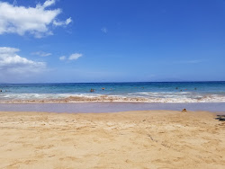 Foto von Polo Beach Park von Klippen umgeben