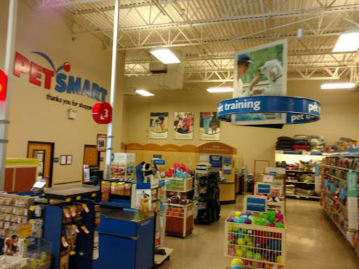 Pet Supply Store «PetSmart», reviews and photos, 1112 Town Square Rd, Pottstown, PA 19465, USA