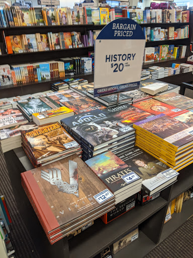 Book Store «Books-A-Million», reviews and photos, 300 Retail Commons Pkwy, Martinsburg, WV 25403, USA