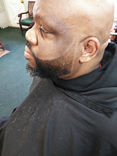 Barber Shop «The Five Star Barbershop», reviews and photos, 207 Long Ln, Upper Darby, PA 19082, USA