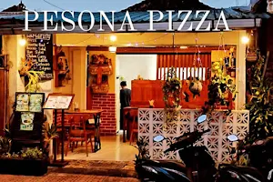 Pesona pizza warung image