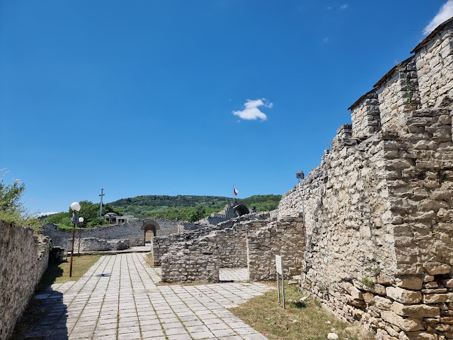 Коментари и отзиви за Ловешка средновековна крепост Хисаря
