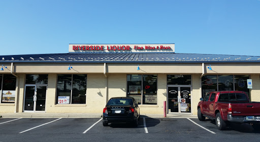 Riverside Liquors, 1299 Riverbend Way # A, Frederick, MD 21701, USA, 