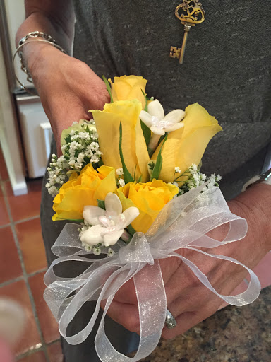 Florist «Flower Girl», reviews and photos, 16 W Springtown Rd, Long Valley, NJ 07853, USA