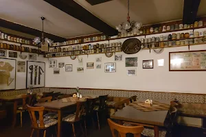 The pub's Cabin image