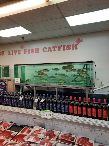 Grocery Store «R-N Market», reviews and photos, 6670 N Cedar Ave, Fresno, CA 93710, USA