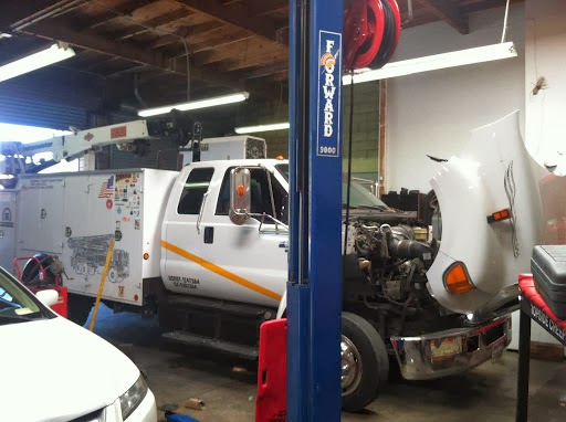 Auto Repair Shop «B&C Auto Repair», reviews and photos, 918 Postal Way, Vista, CA 92083, USA