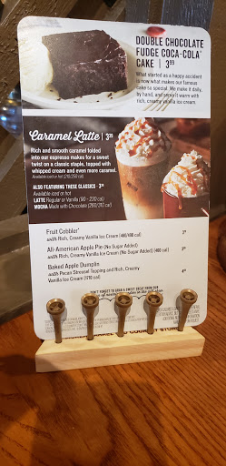 American Restaurant «Cracker Barrel Old Country Store», reviews and photos, 9380 19th Ln, Vero Beach, FL 32966, USA