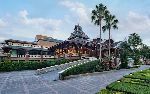 Novotel Phuket Vintage Park Resort image